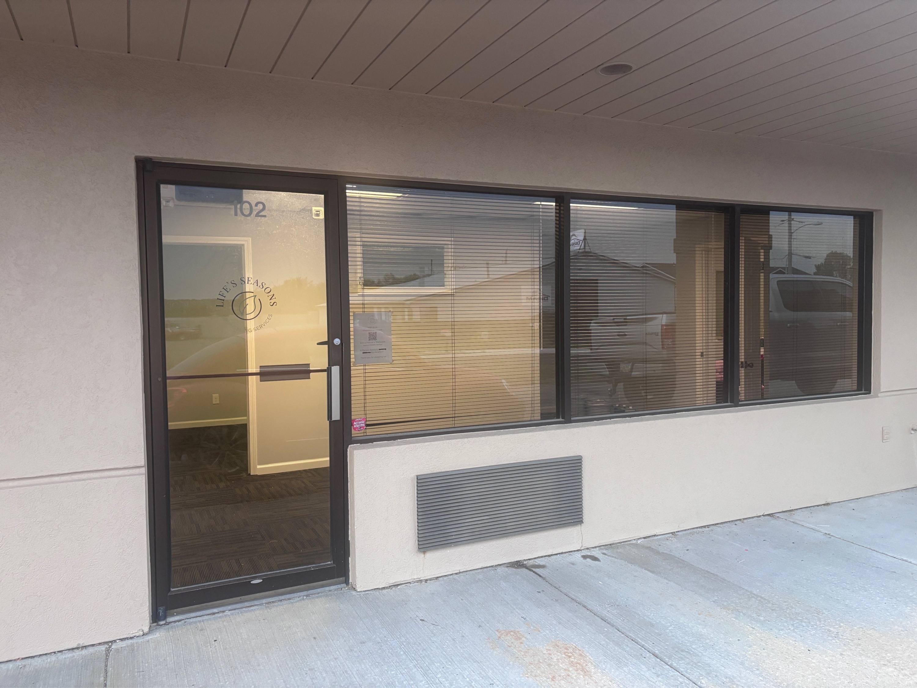 307 Ridge Street - 102